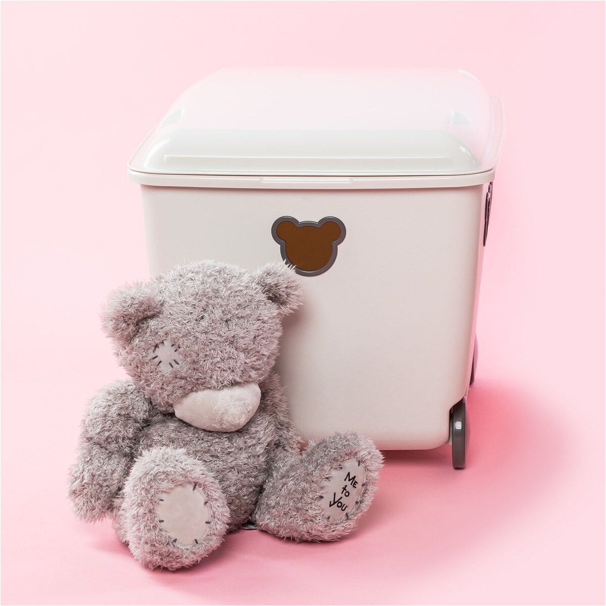 Pojemnik Plastikowy Na Zabawki Na Kółkach Kosz Skrzynia 55 L Misie Biały