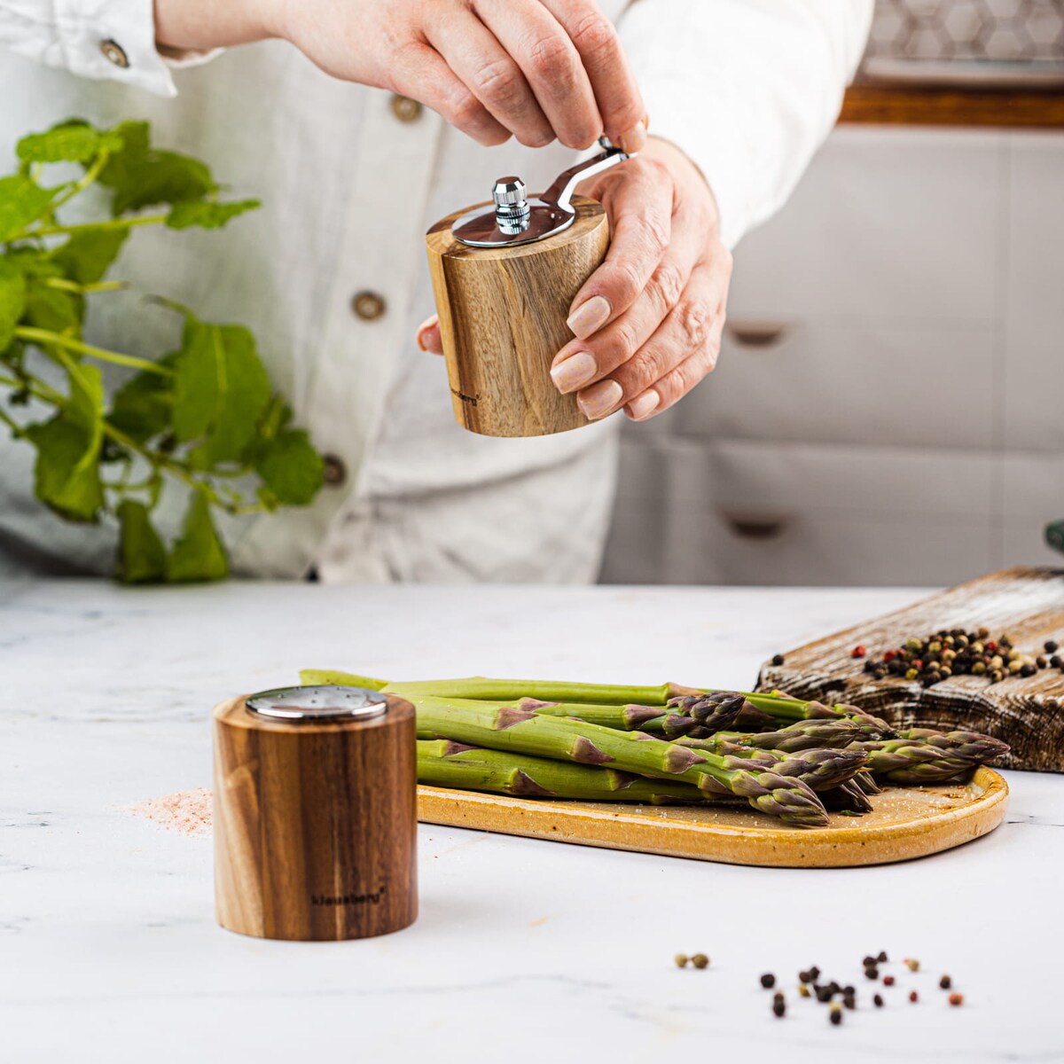 Zestaw do soli i pieprzu z młynkiem i solniczką KLAUSBERG