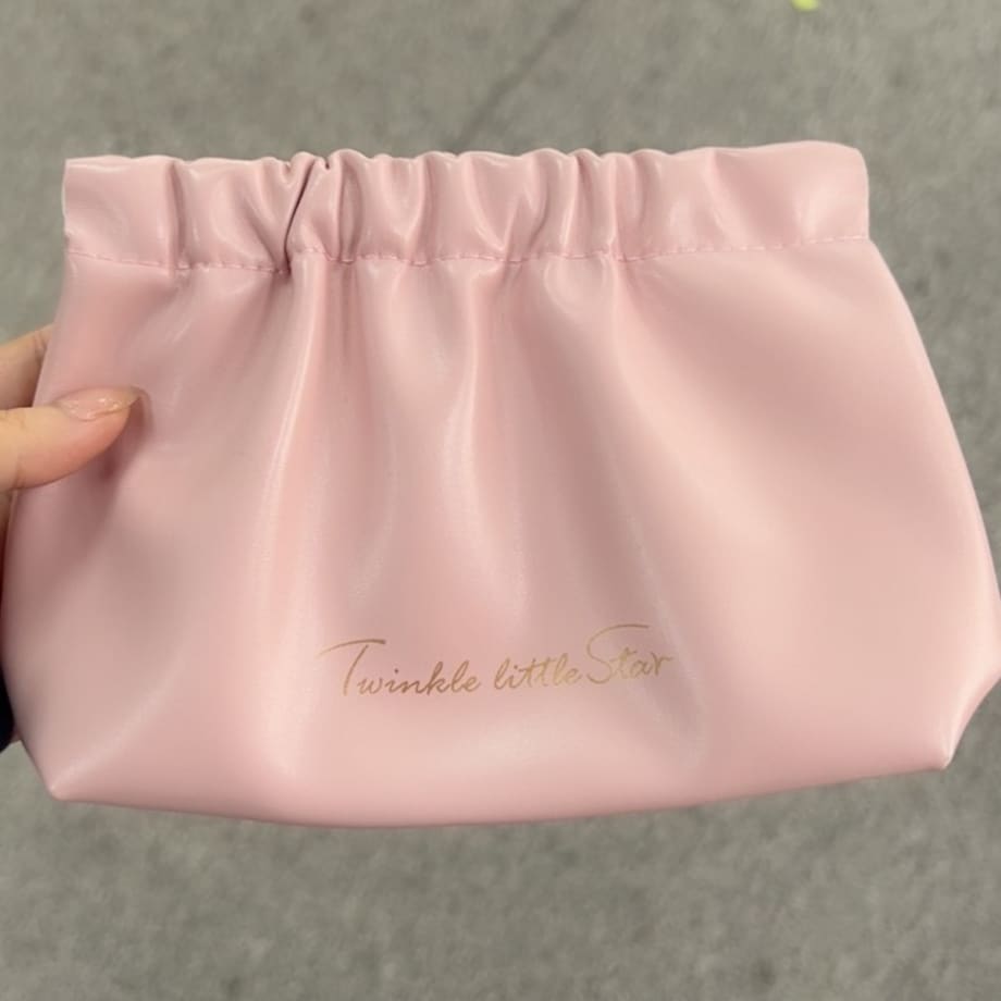 Kosmetyczka, saszetka na kosmetyki, wkładki, ekoskóra rozm M 16x12cm KS145R