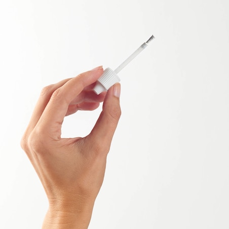 Masa naprawcza do emaliowanych elementów Rayen - 20 ml, Biały