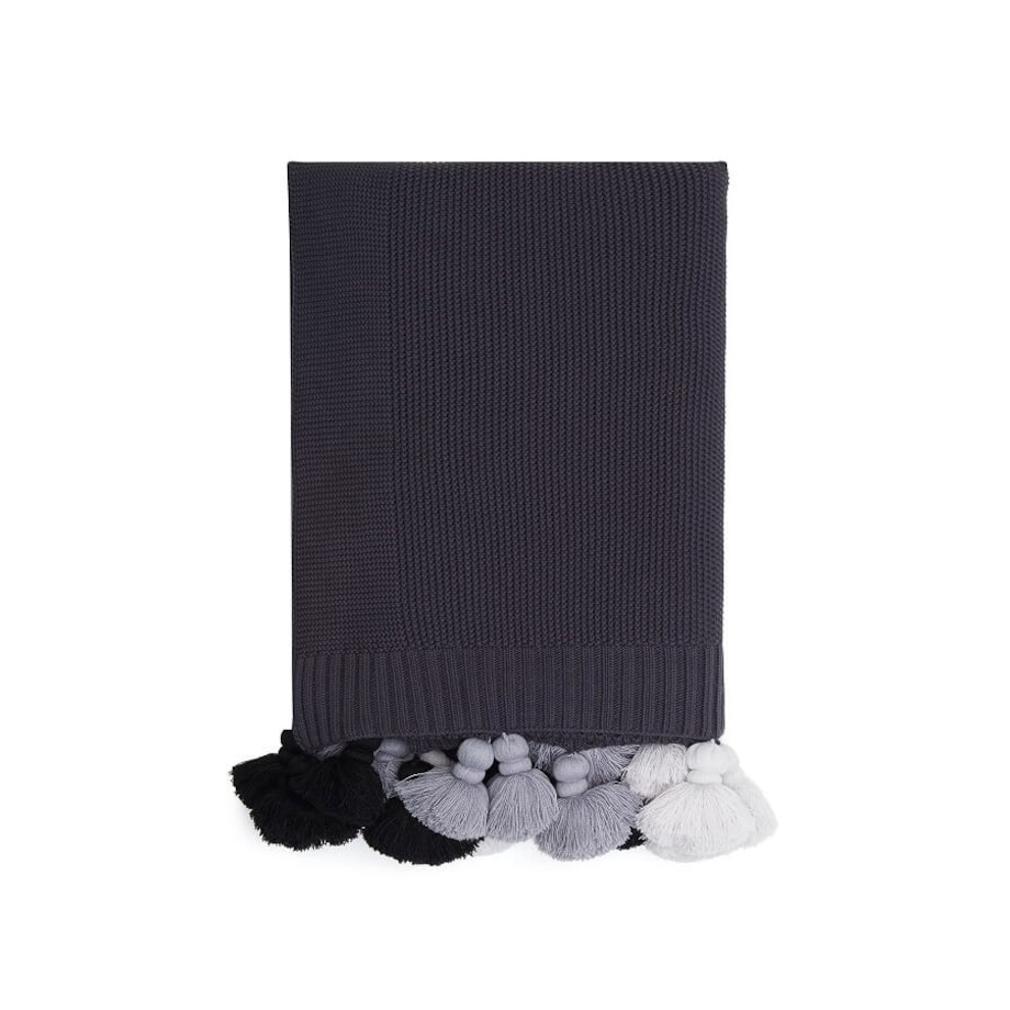 Narzuta z frędzlami grafitowa 155 x 240 cm