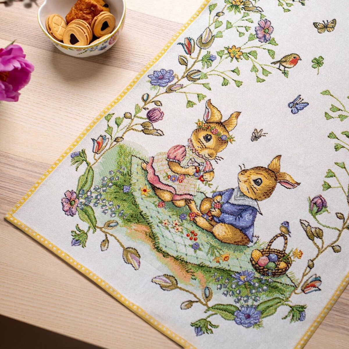 Bieżnik gobelinowy XL Piknik Spring Fantasy, 49 x 143 cm, Villeroy & Boch