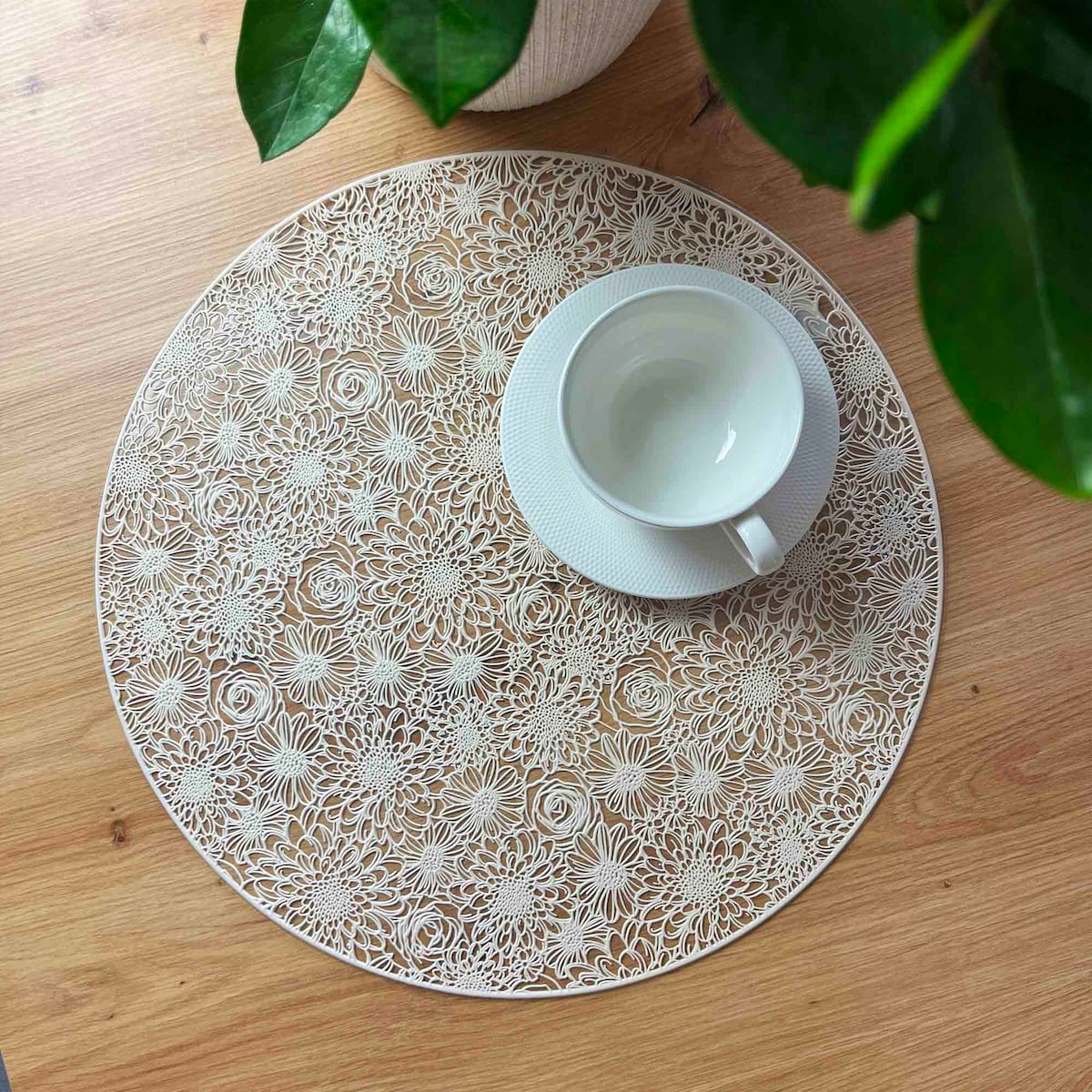 Podkładka Mata Na Stół Okrągła W Kwiaty 38 Cm