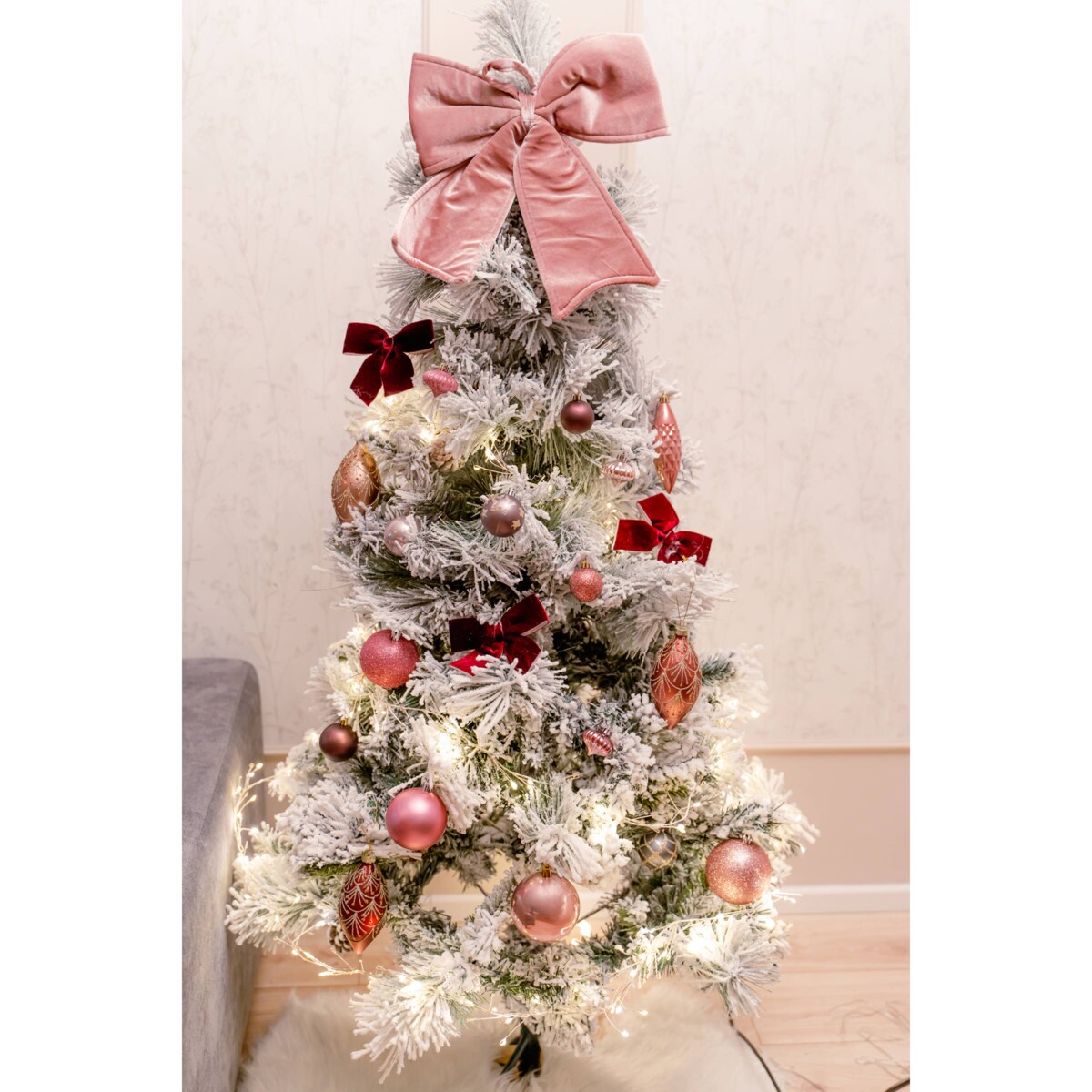 Sztuczna choinka z ośnieżonymi gałązkami, 150 cm