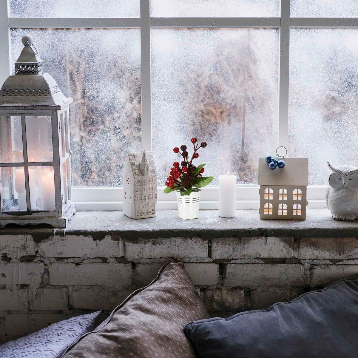 Sztuczna Jarzębina Dekoracja Świąteczna Szyszki