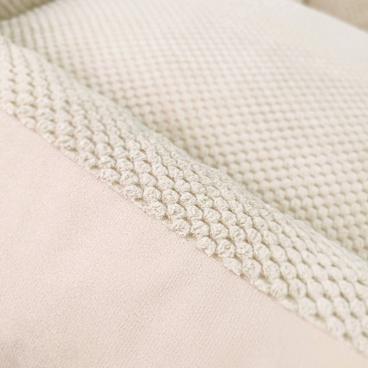 Przytulne legowisko dla psa TEO, 100x80 cm, Beż