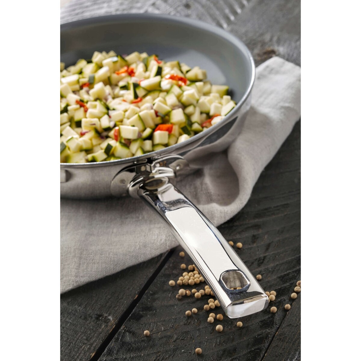 DEMEYERE ECOLINE 5 Patelnia płytka z powłoką Ceraforce 20 cm