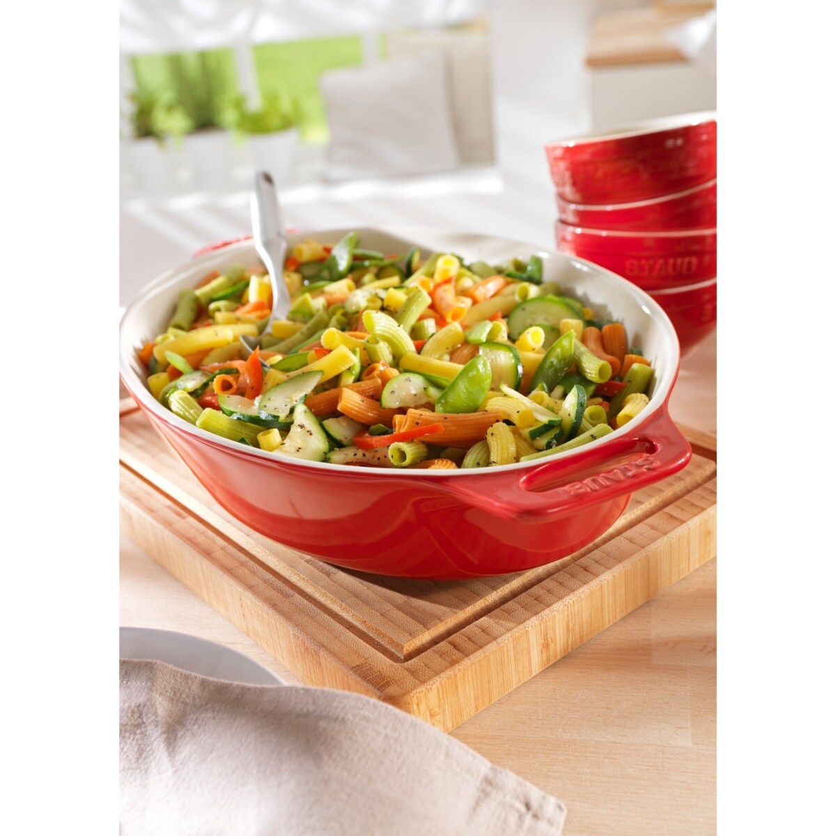 Owalny półmisek ceramiczny Staub - 2.3 ltr, Czerwony