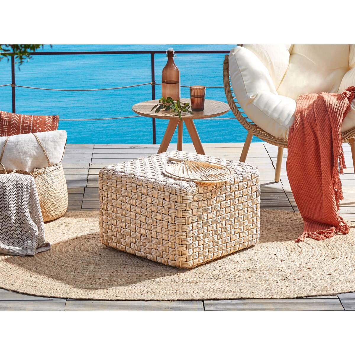 Puf ogrodowy 50 x 50 x 35 cm jasnobeżowy NALLI