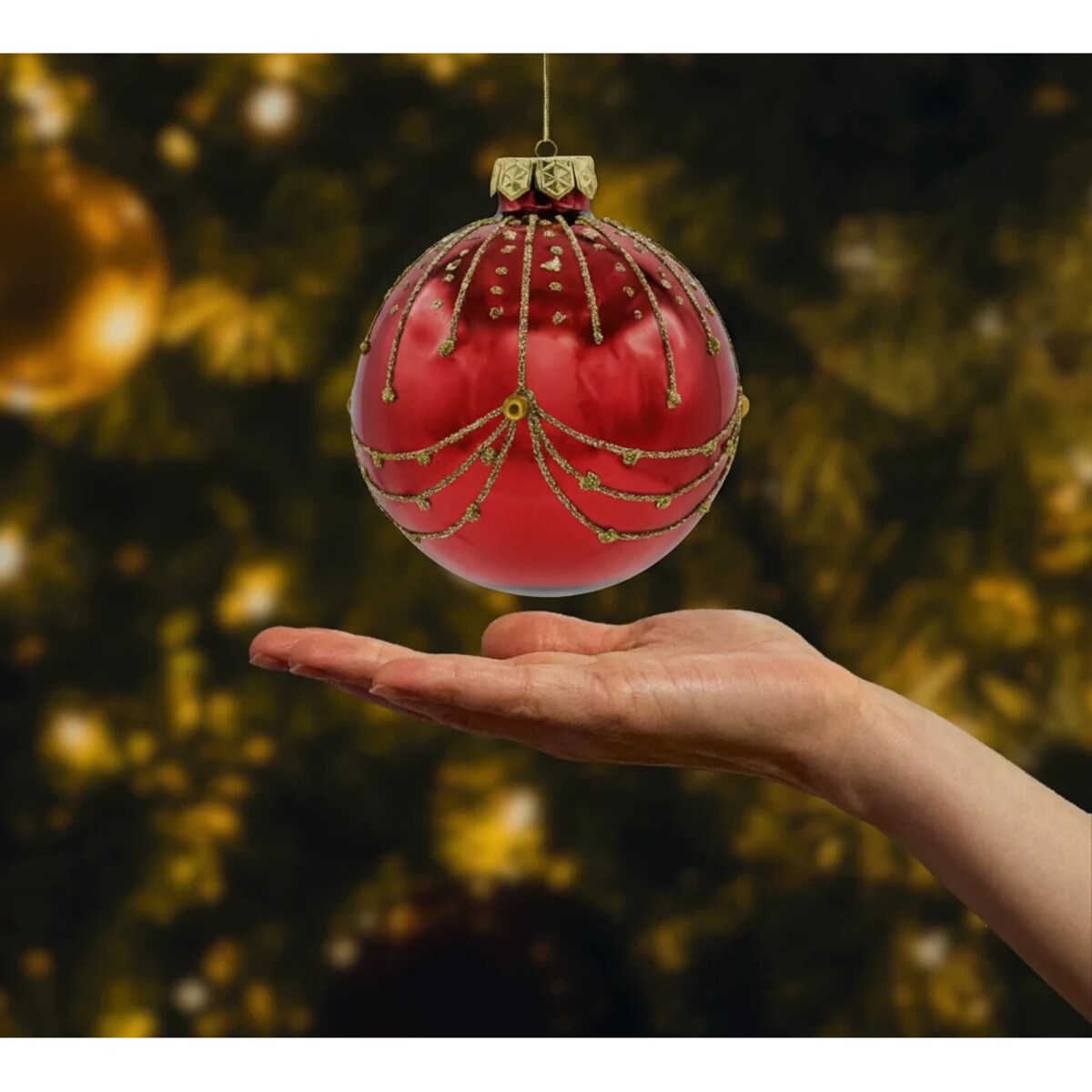 Bombka choinkowa: Czerwony zestaw bombek ze złotym ornamentem