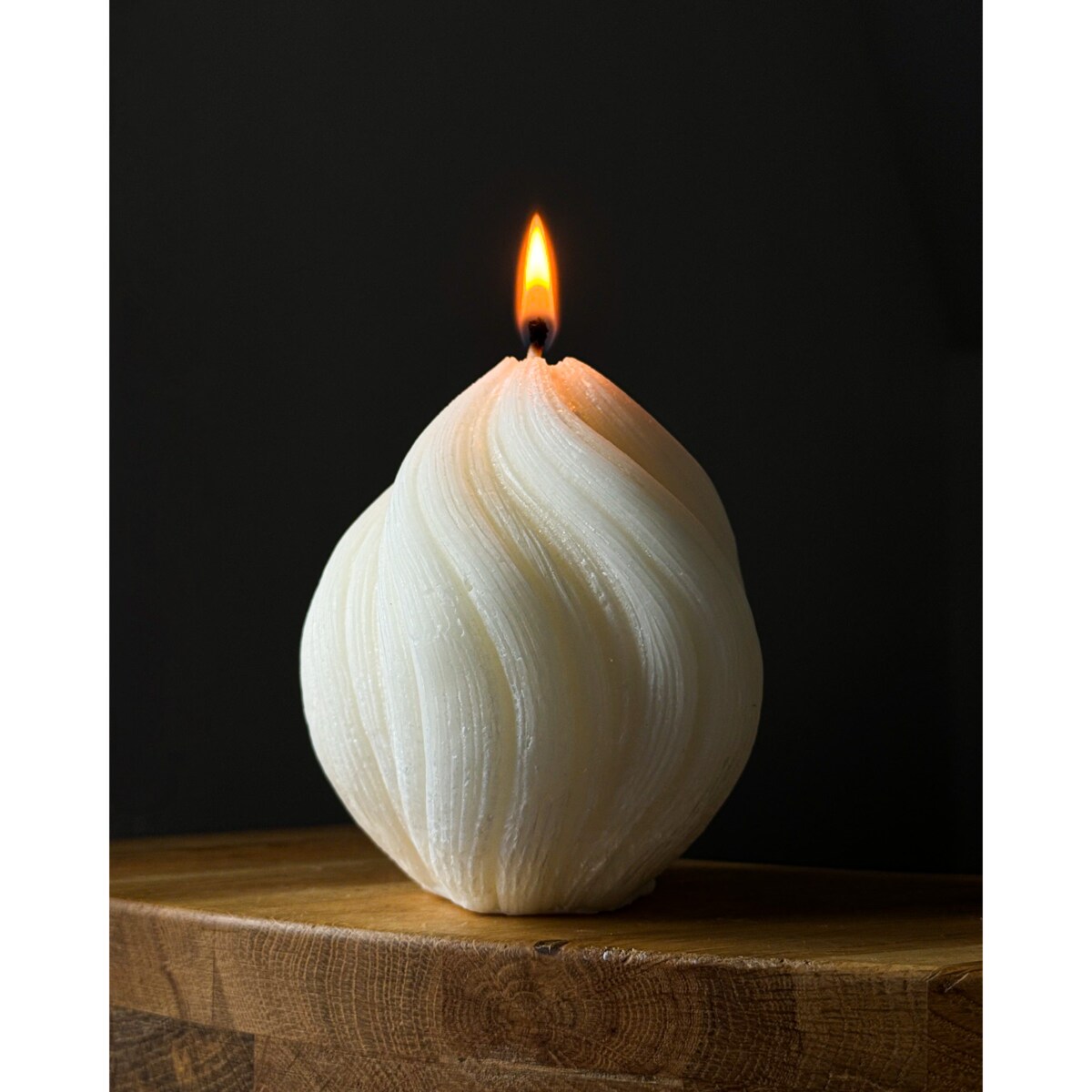 VERKOI Świeca Ozdobna Essence