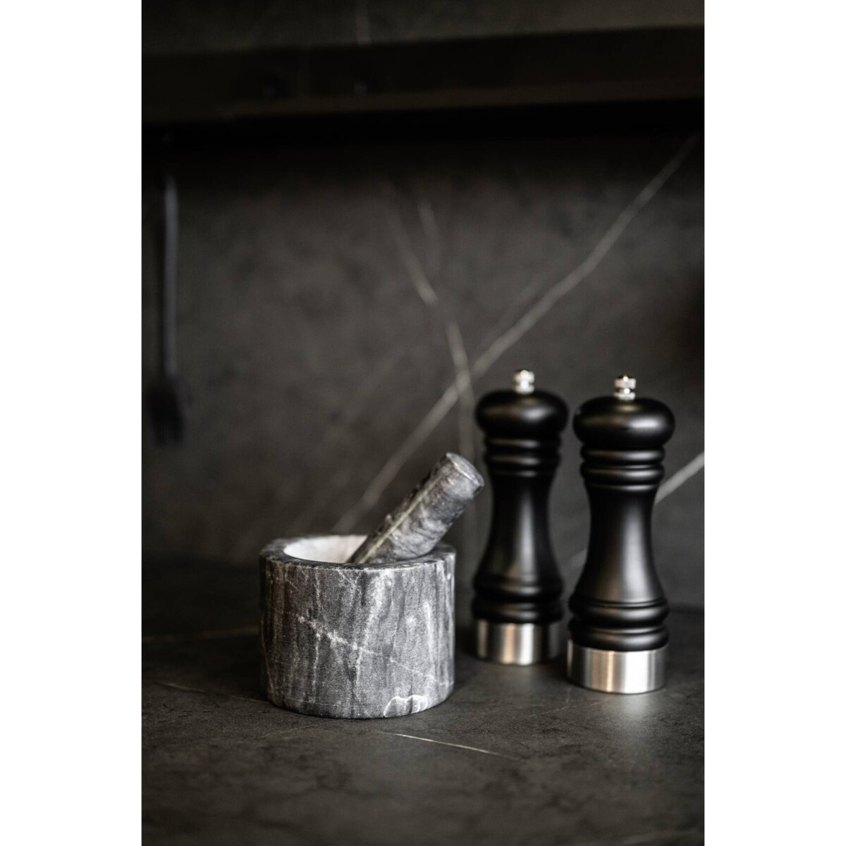 Moździerz z naturalnego marmuru