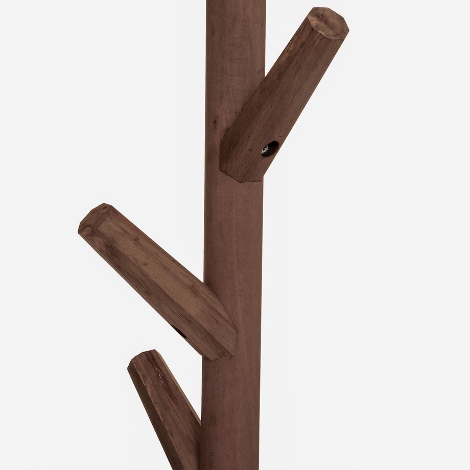 Wieszak stojący w kształcie drzewa