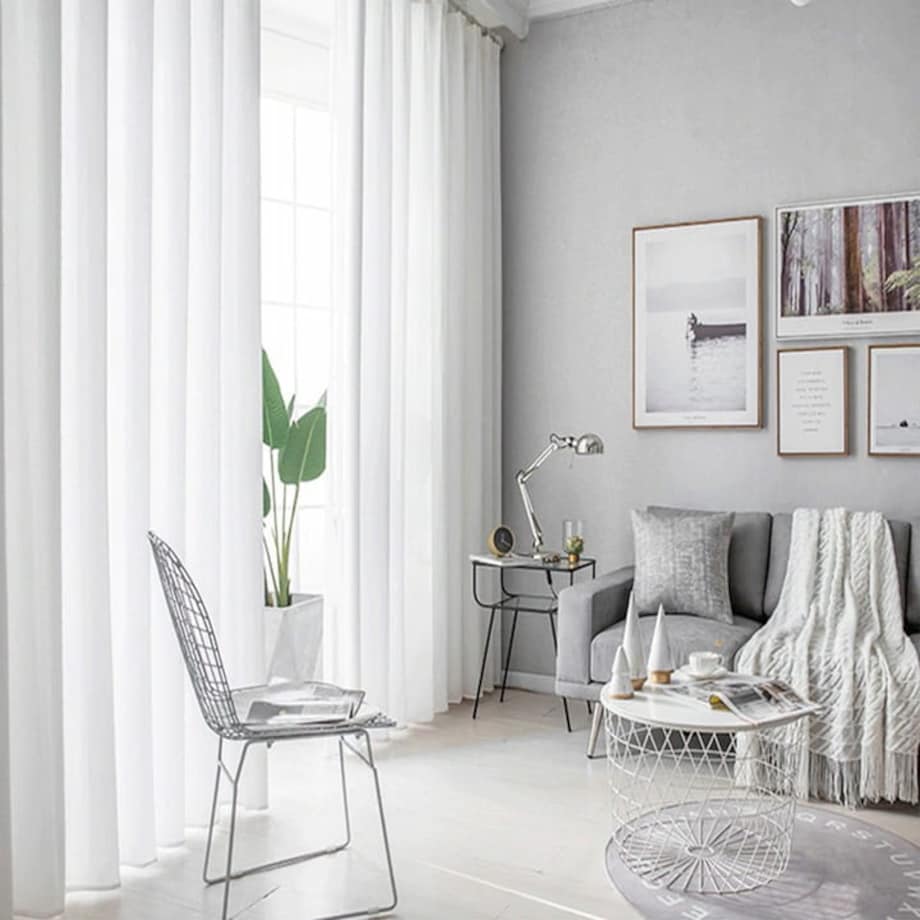 Firana gotowa z gładkiego woalu 300 X 250 CM Taśma