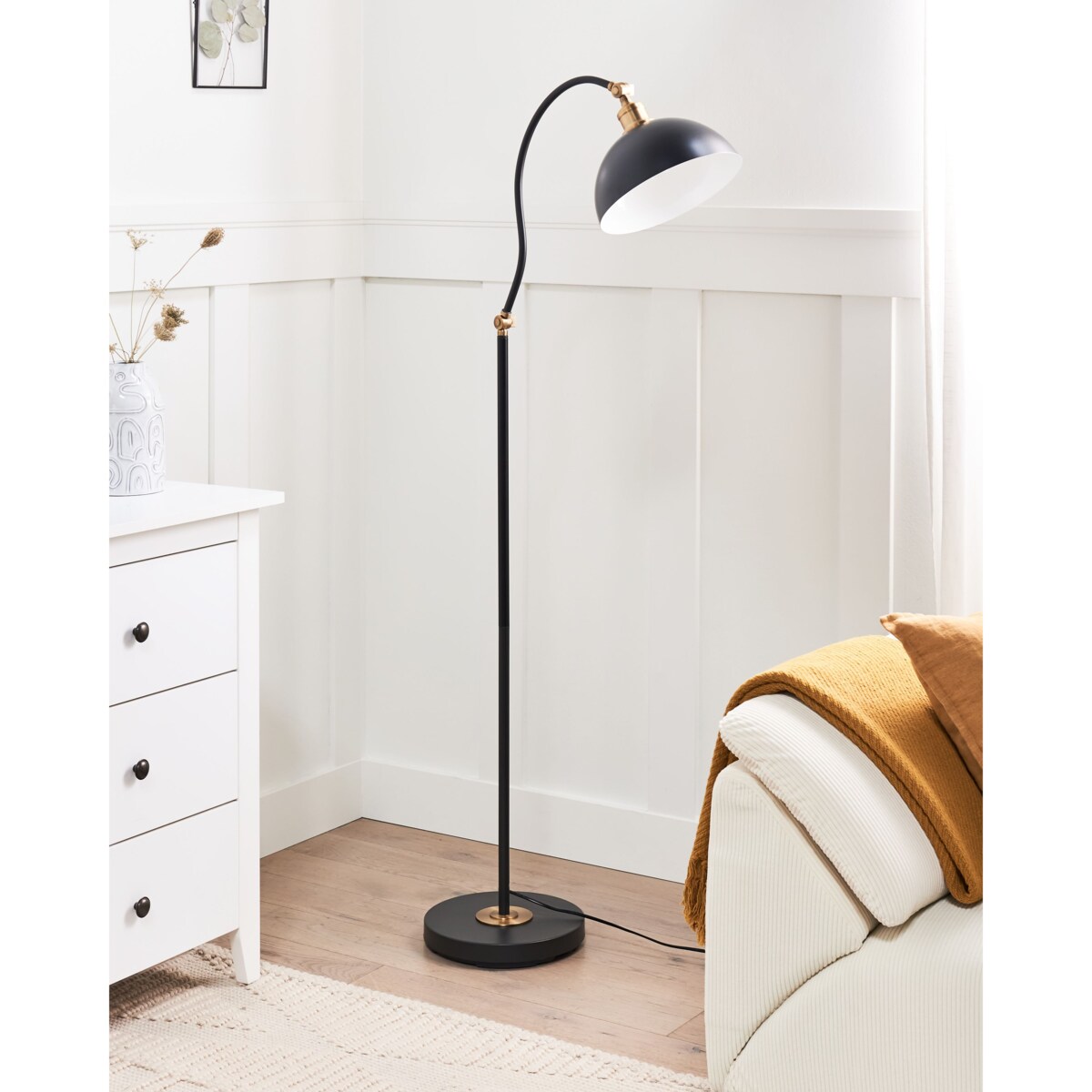 Lampa podłogowa regulowana czarna LENNON