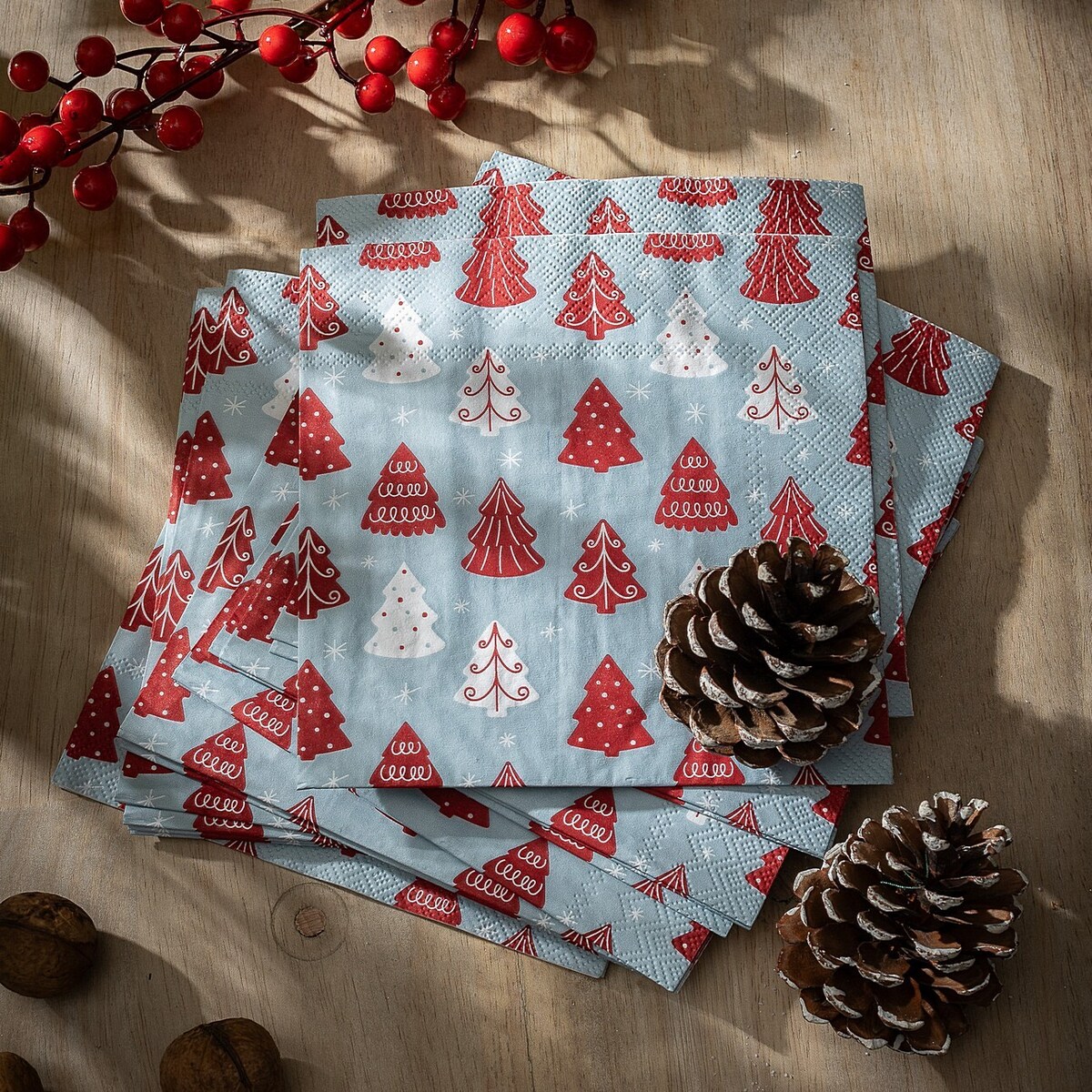 Serwetki świąteczne Winter Trees II 16x16 cm boże narodzenie, święta, świąteczne, czerwony-niebieski, 16x16x3 cm