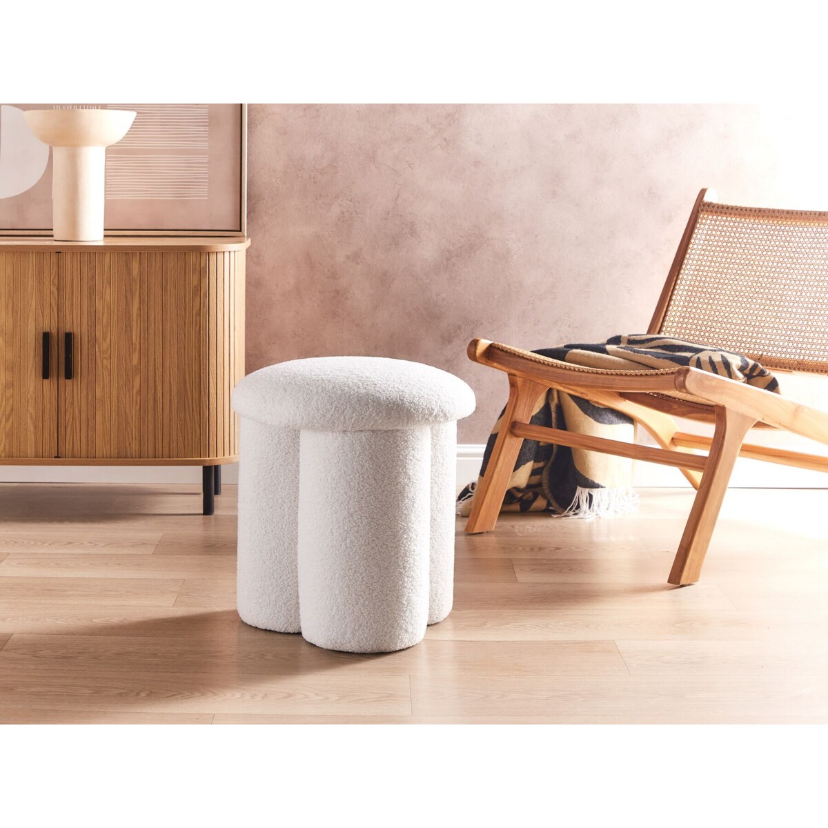 Puf boucle 40 cm biały CARRINGTON