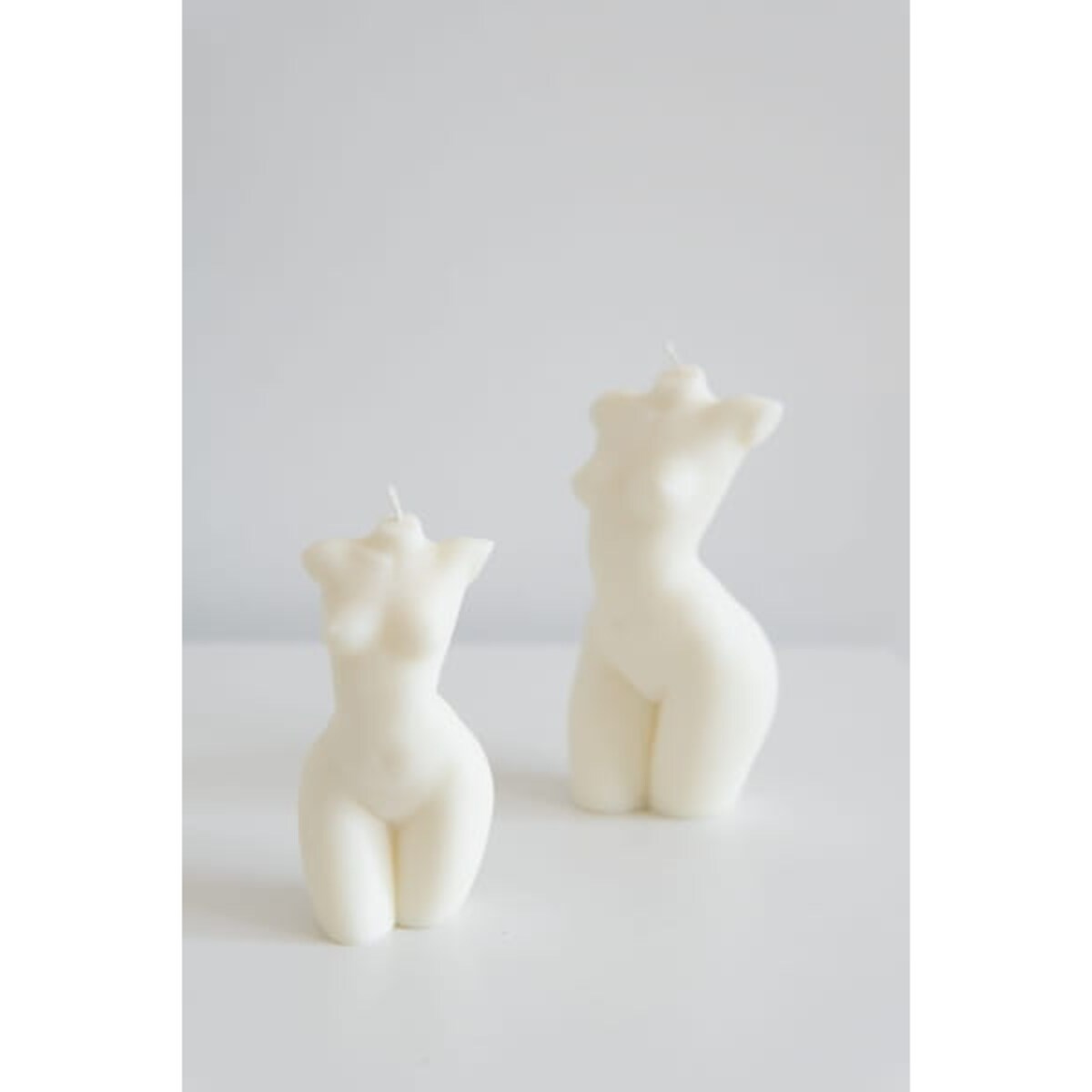 Świeca sojowa ciało kobiety Female II S, 70 g, INSPIRA