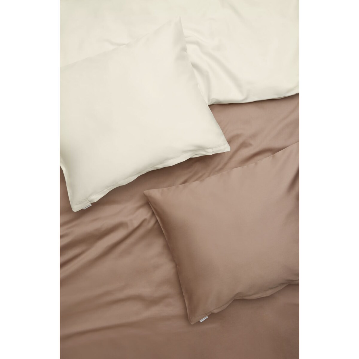 Pościel satynowa mocha 220 x 200 cm + 70 x 80 cm (2 szt)
