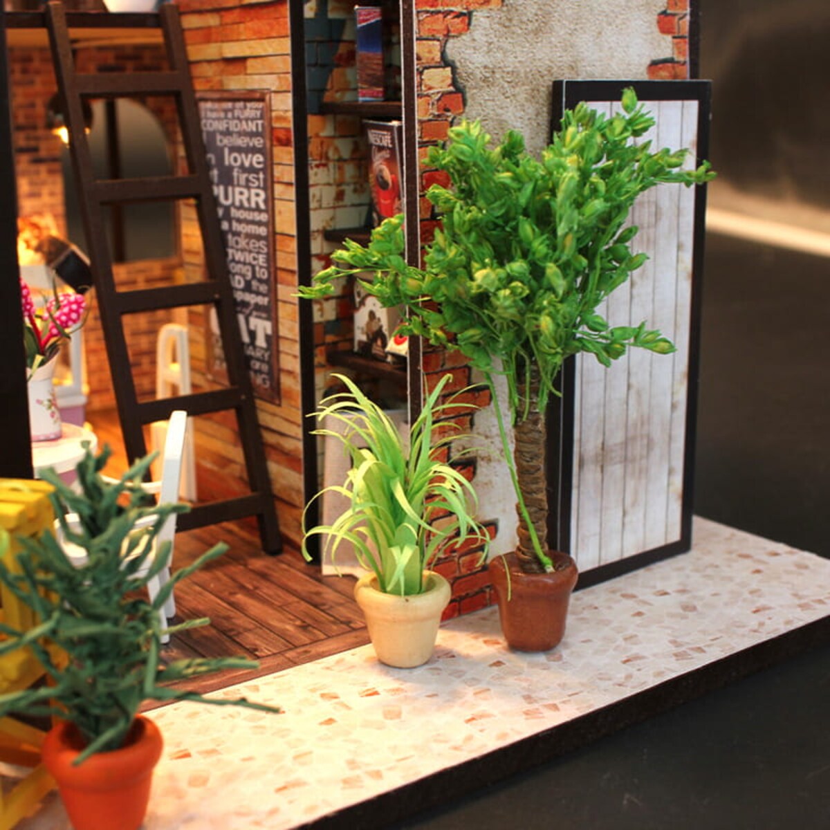 Miniaturowy domek - Kawa o poranku