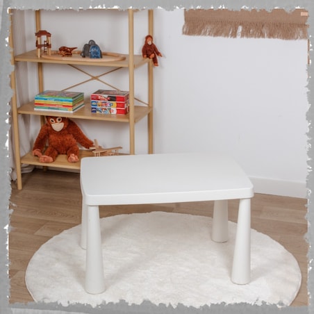 Stolik dla dzieci biały plastikowy do pokoju dziecka dziecięcy