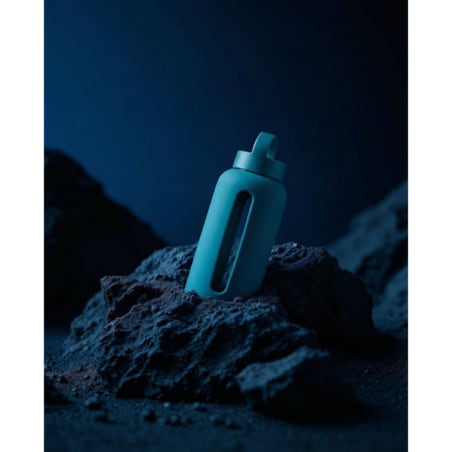 MUUKI DAILY BOTTLE szklana butelka na wodę 720 ml, Tahiti Blue