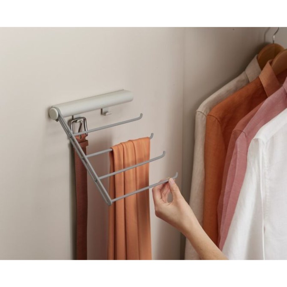 Wieszak na akcesoria i paski Orderly Joseph Joseph