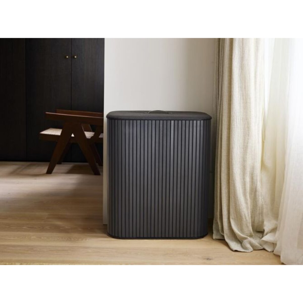 Kosz na pranie (czarny) Tota Lux Joseph Joseph