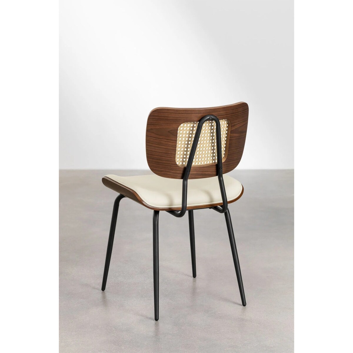 Krzesło drewniane z plecionką wiedeńską i ekoskórą Greer