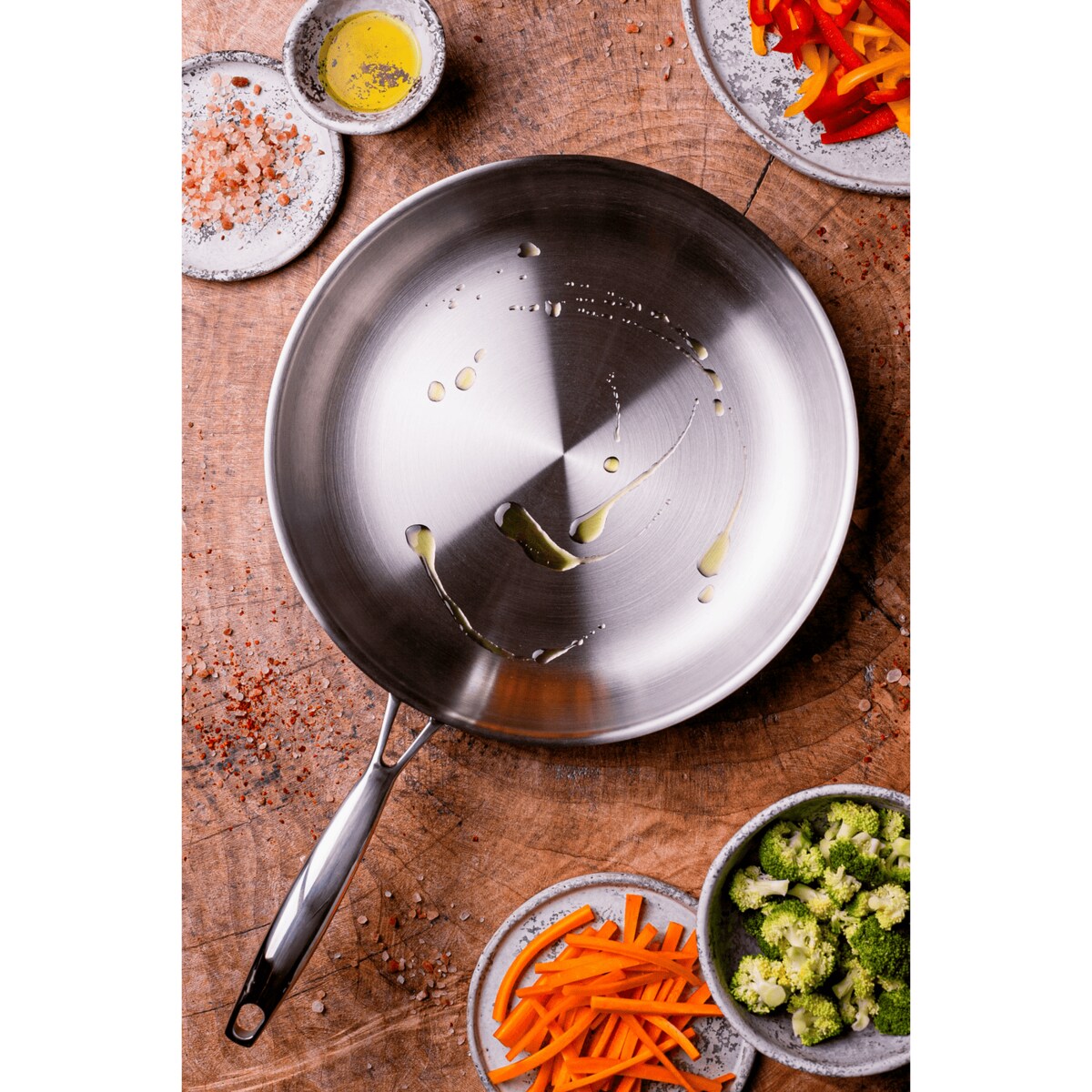 Profesjonalna patelnia stalowa Hikari 28 cm z pokrywką Na indukcje Na gaz Nierdzewna