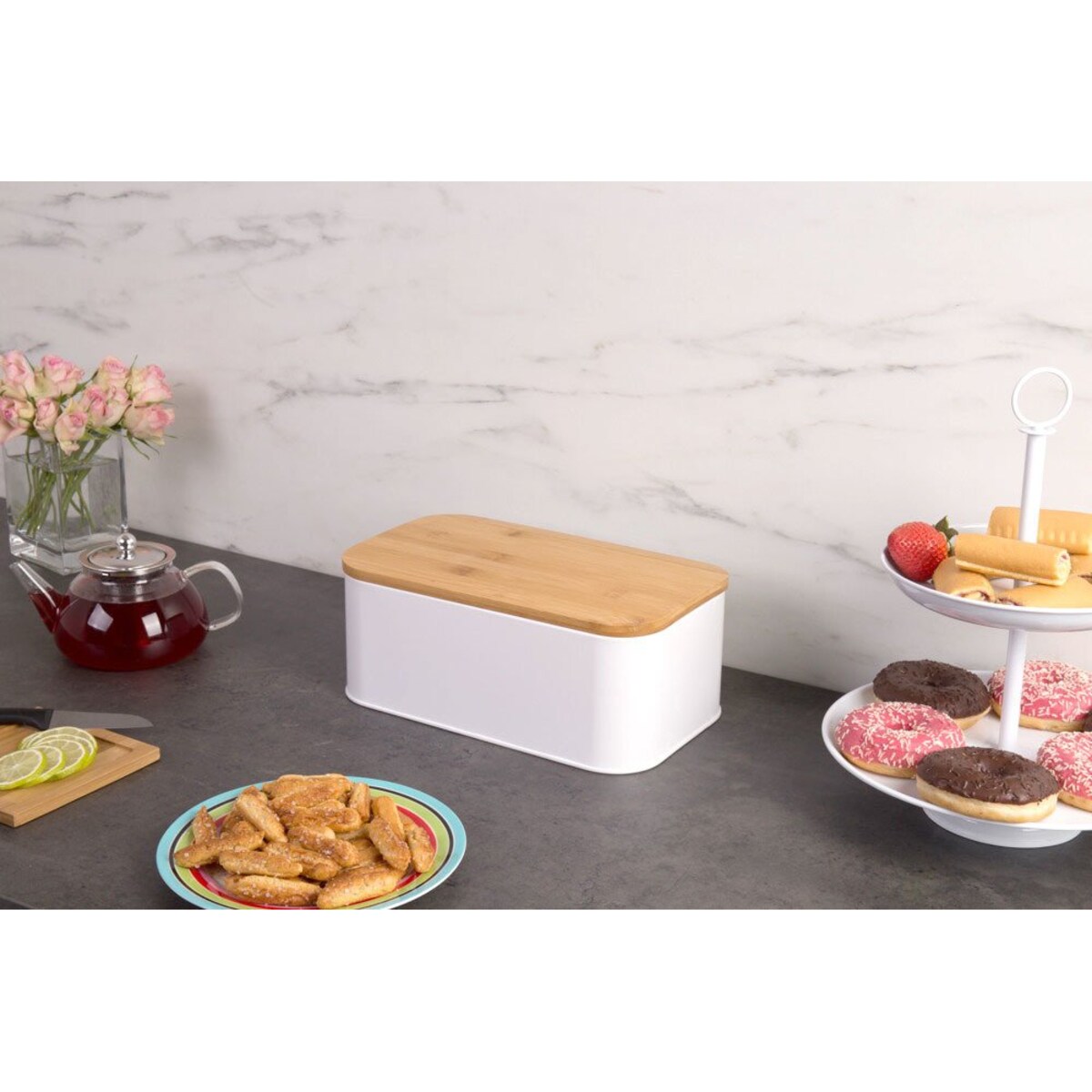 Metalowy chlebak z bambusową deską do krojenia, 2w1, 31x18x13 cm, ZELLER