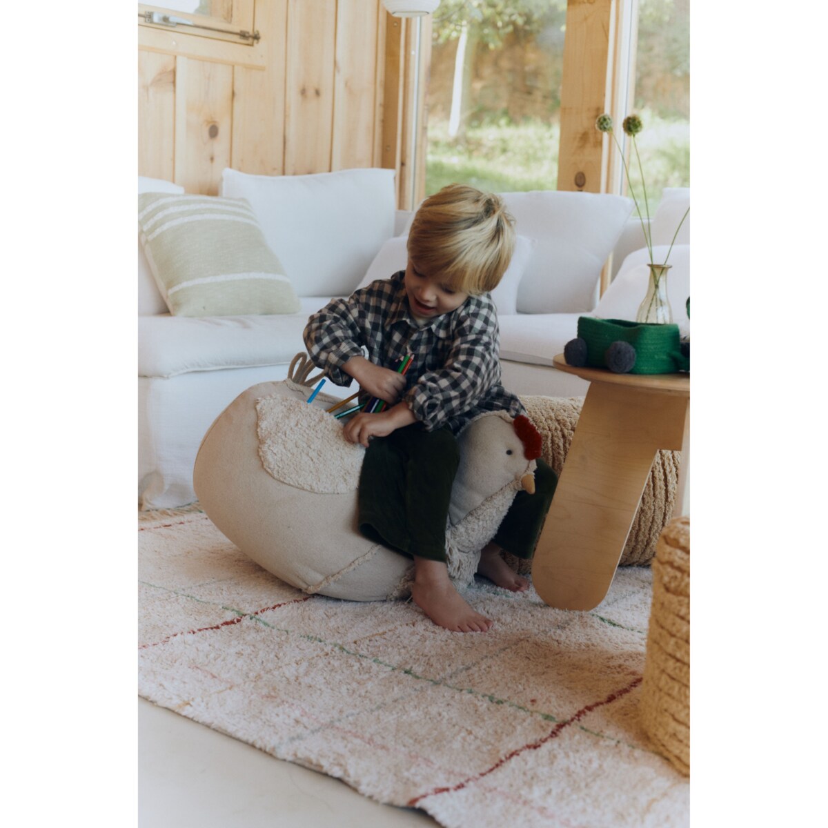 Lorena Canals - Pufa Kura, Farm