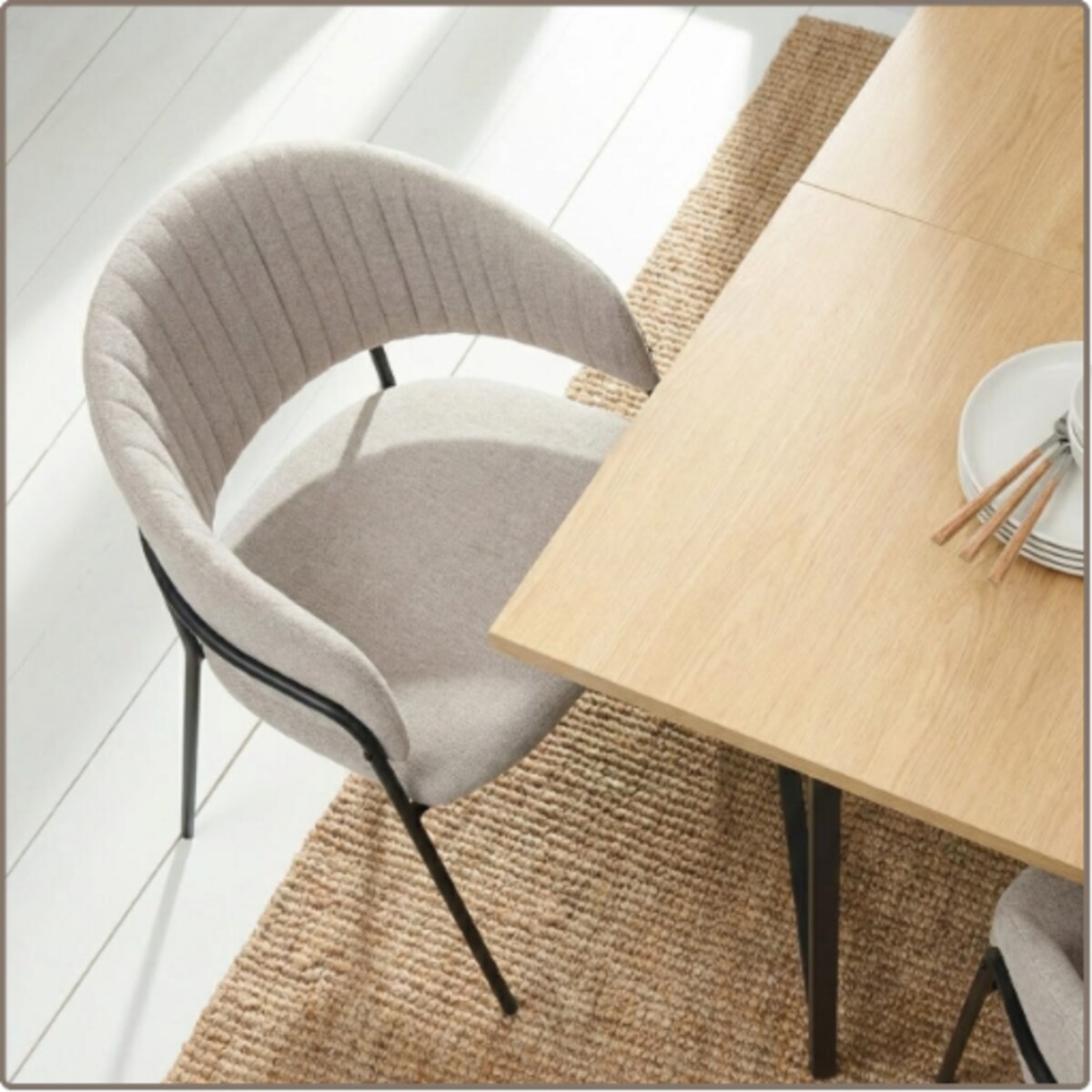 Krzesło tapicerowane nowoczesne wygodne pikowane do jadalni salonu szary tkanina