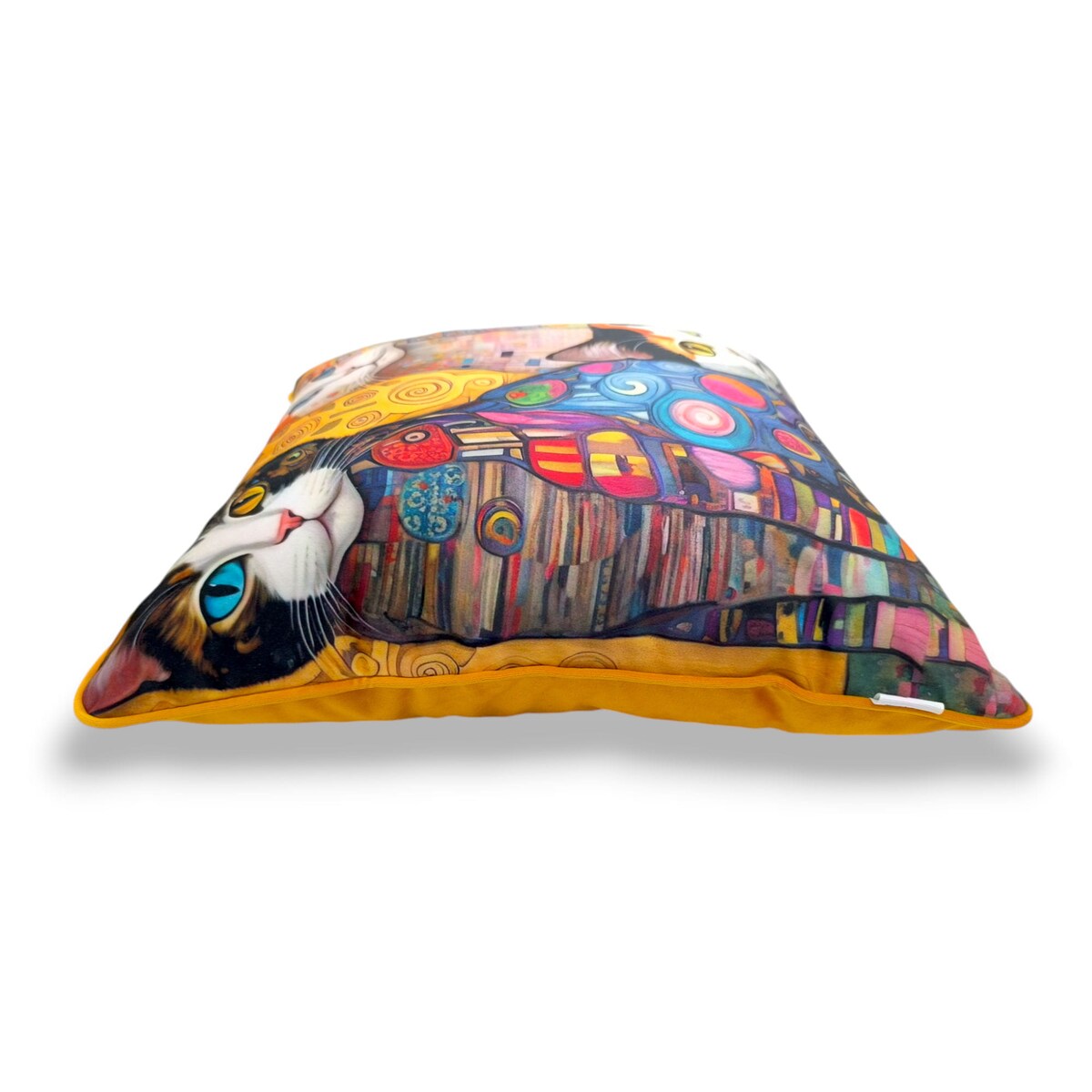 Poduszka dekoracyjna z kotami inspirowana Klimtem 40x40 Tuxedo Cats