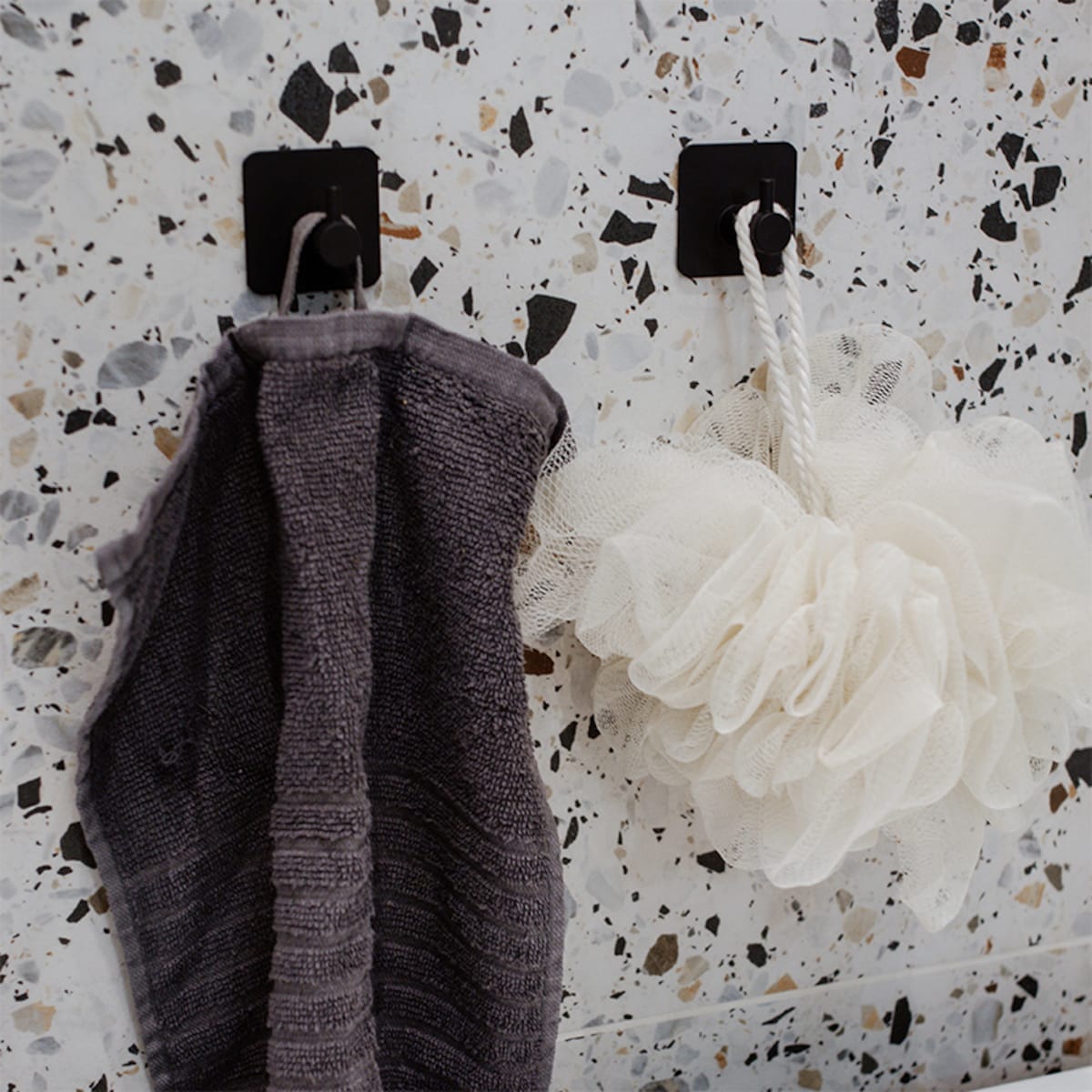 Wieszak ścienny samoprzylepny czarny komplet zestaw 4 szt.