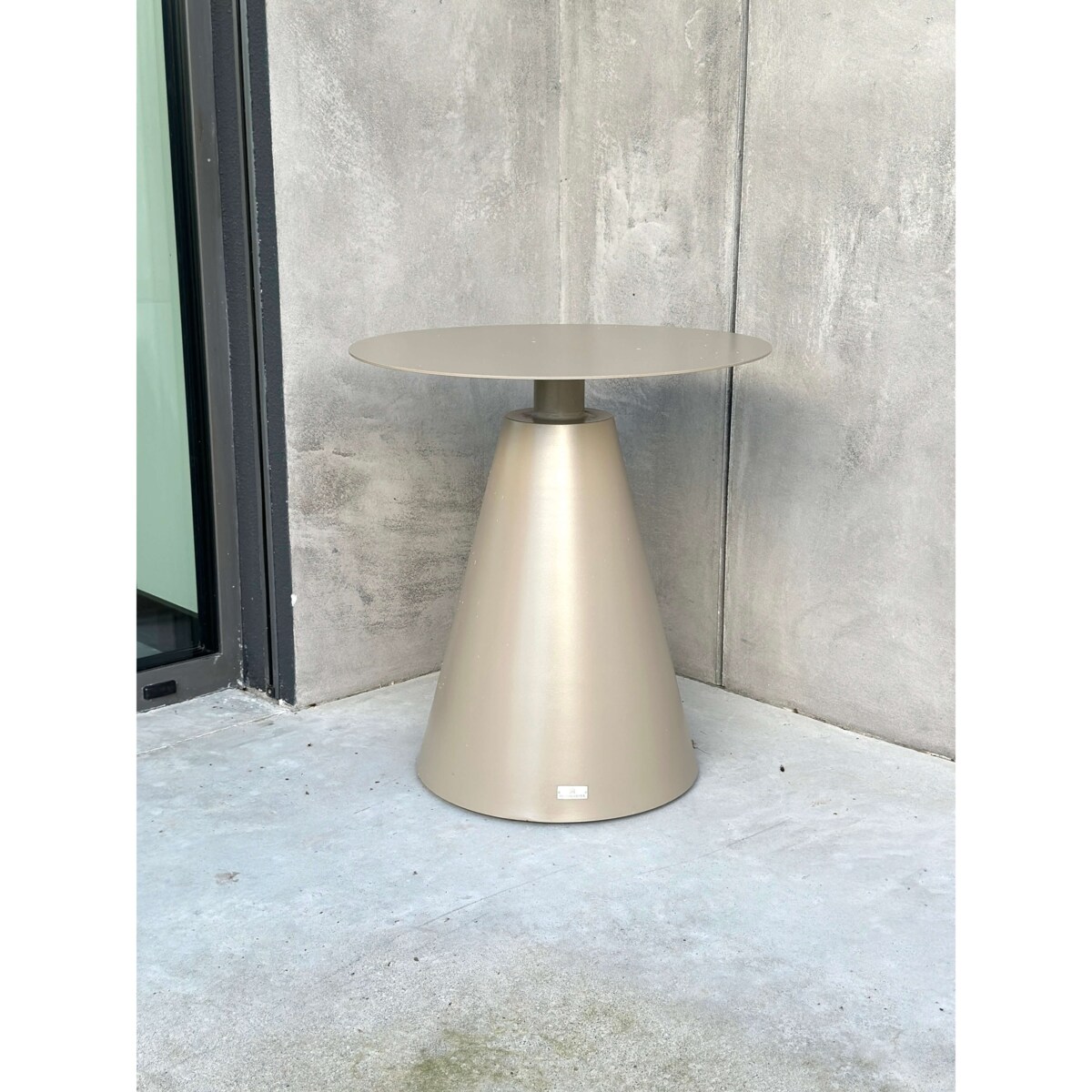 ALUMINIOWY STOLIK RICCARDO