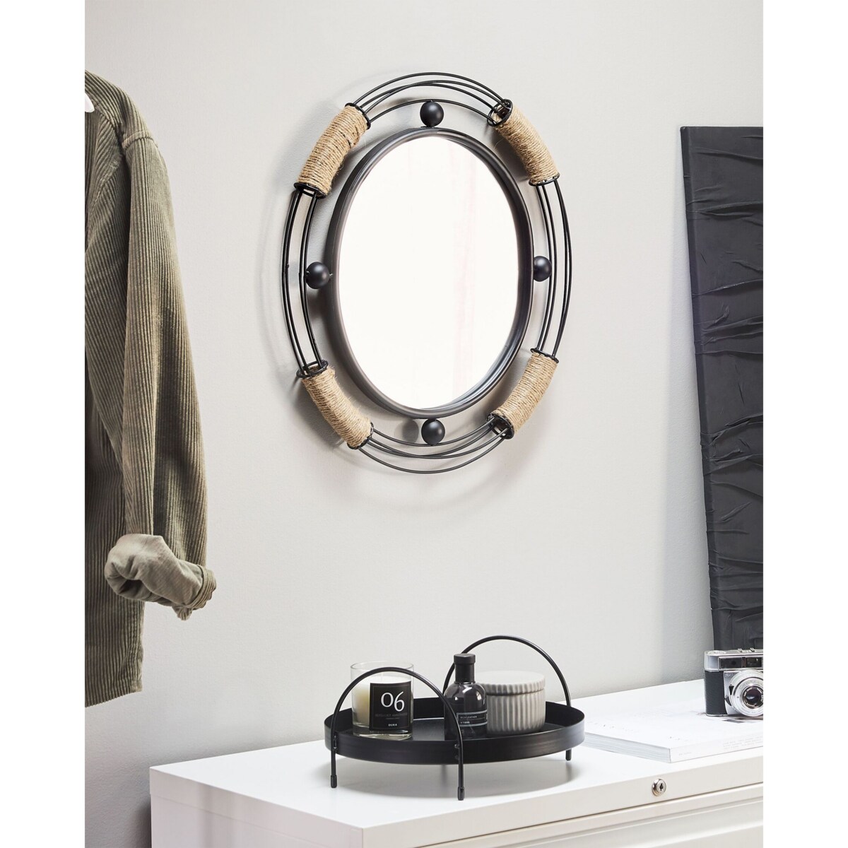 Metalowe lustro ścienne 55 x 50 cm czarne MOULINS