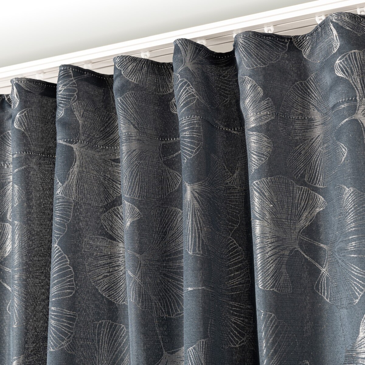 Zasłona gotowa na taśmie marszczącej 140x280cm antracite 1szt. 140x280 antracyt