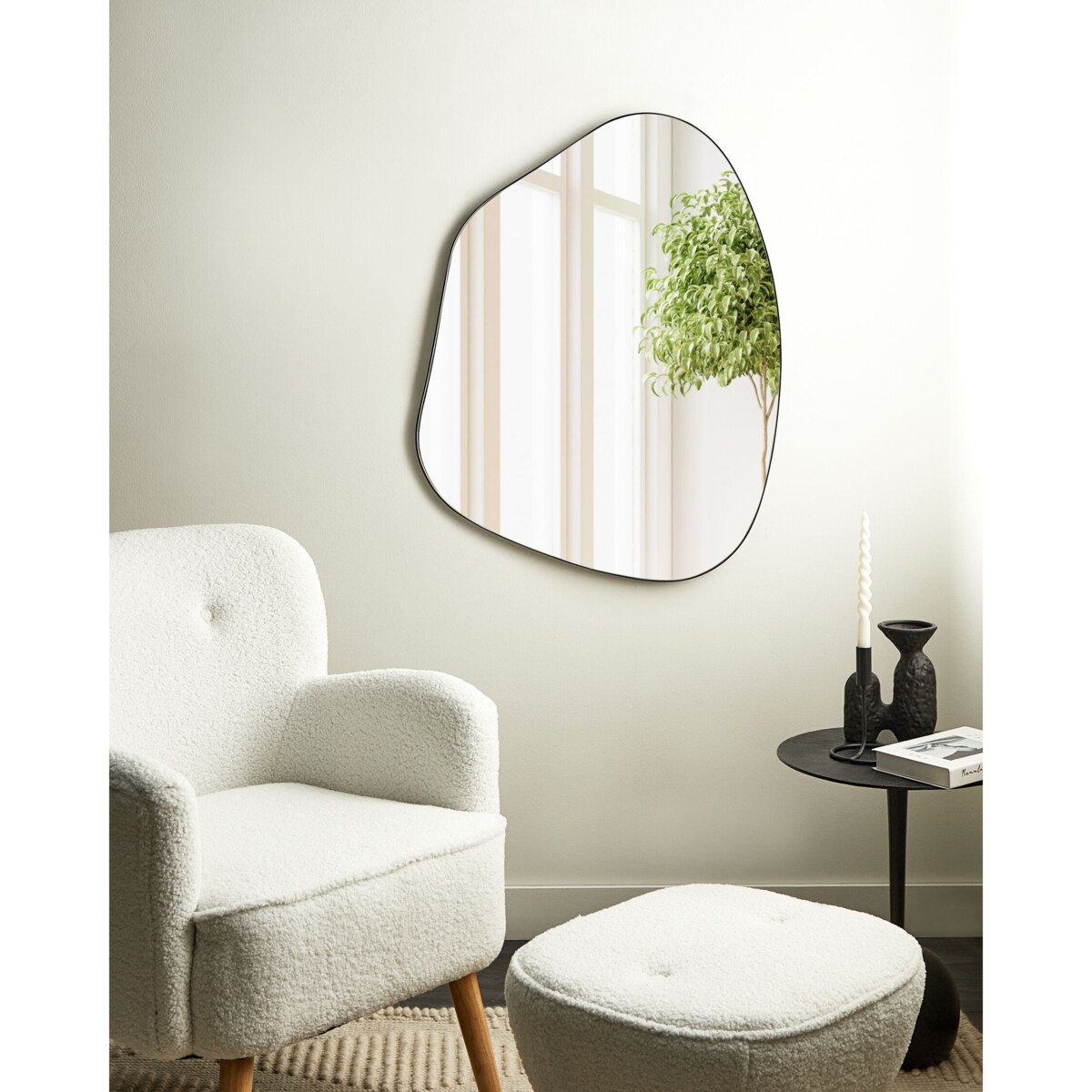 Lustro ścienne PUTEAUX 70 cm 92 cm Metal Czarny