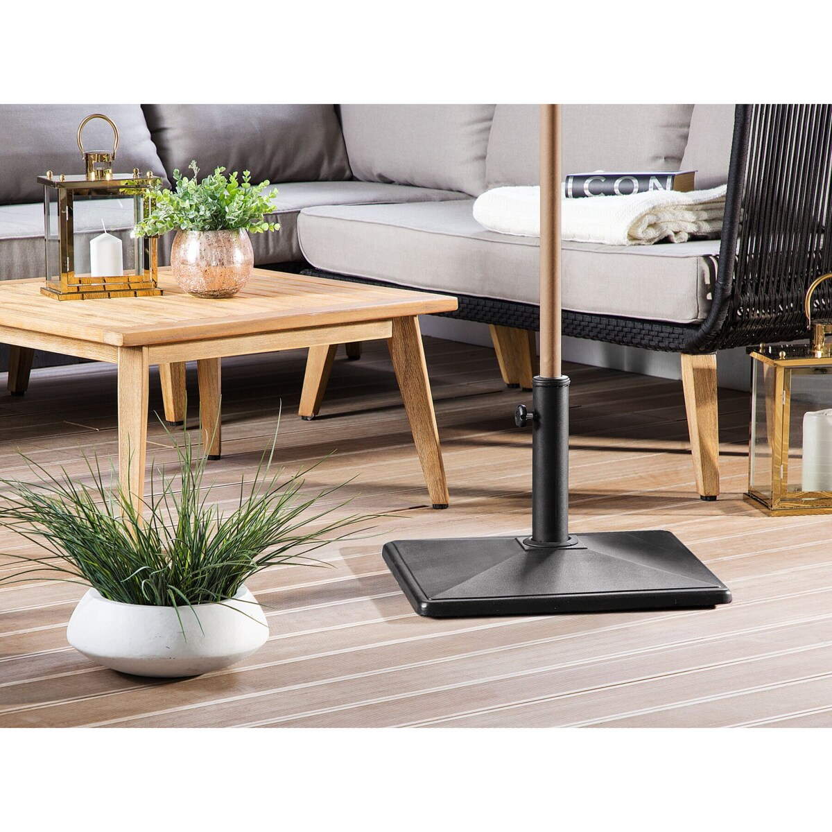 Podstawa pod parasol 50 x 50 cm czarna CERVO