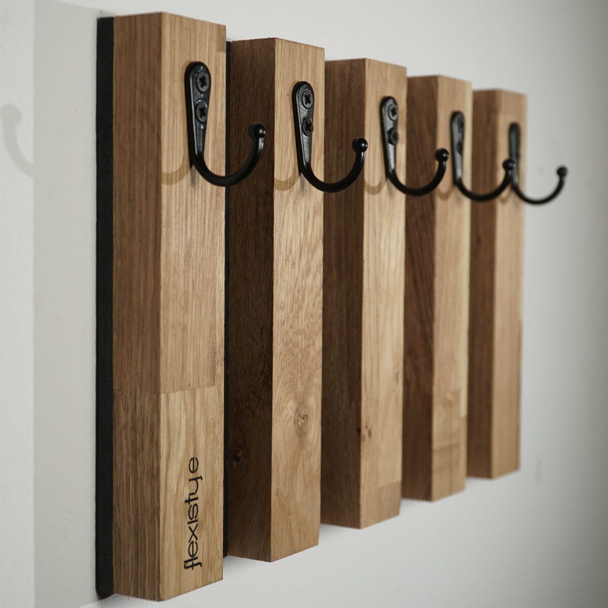 Drewniany wieszak na klucze Lamele 30cm