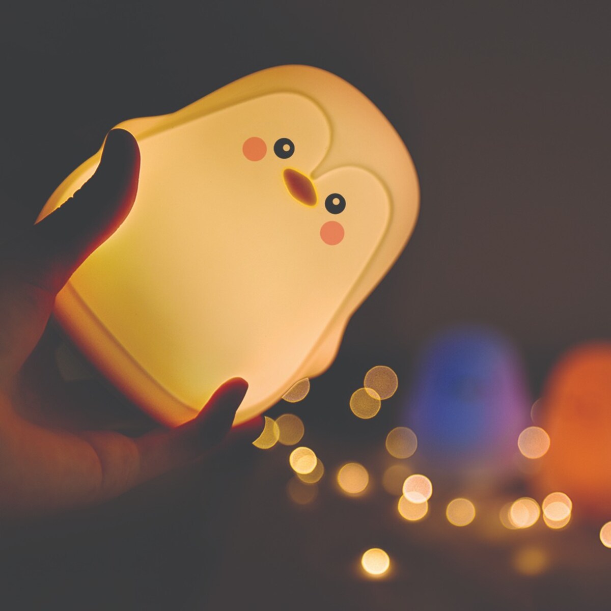 Innogio GIOpenguin silikonowa lampka nocna dotykowa dla dzieci LED 8 kolorów ładowana