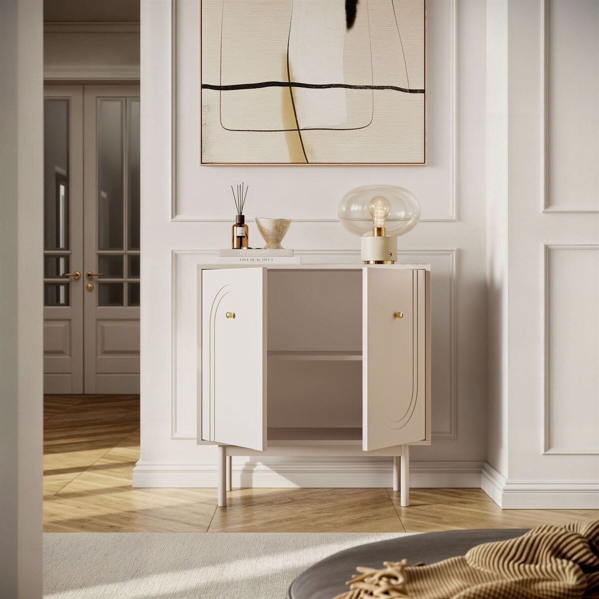 Komoda LIBERTY 2D na drewnianych nóżkach, kaszmir