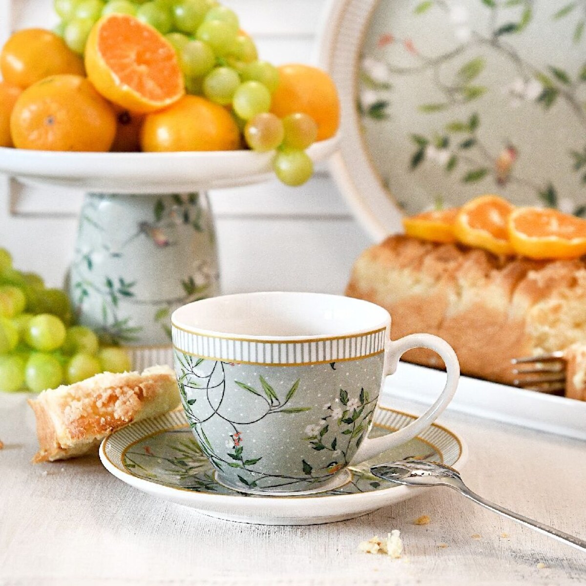 VILLA ITALIA Filiżanka porcelanowa 240 ml ze spodkiem NORIKO GREEN