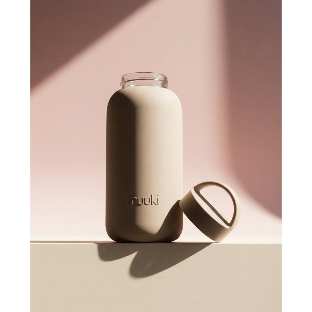 MUUKI DAILY BOTTLE szklana butelka na wodę 720 ml, Desert Rose