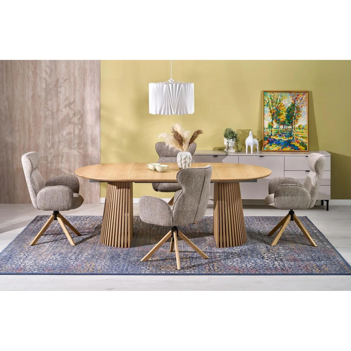 Krzesło tapicerowane K585 beżowe/dębowe obracane