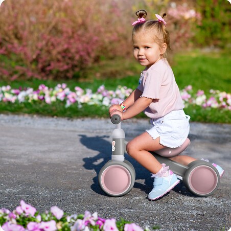 Rowerek biegowy trójkołowy jeździk dla dzieci lekki Ricokids szaro-różowy