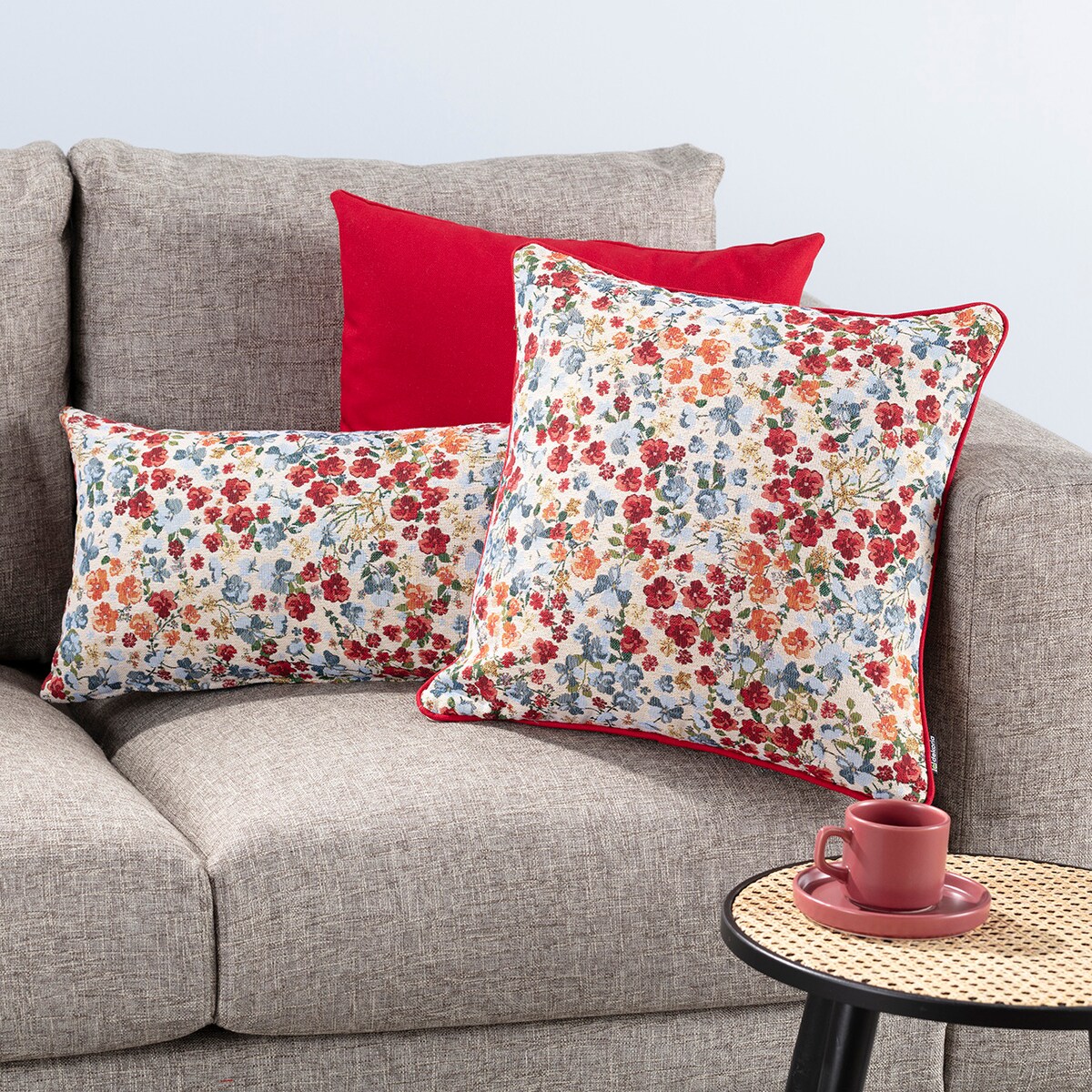 Zestaw poduszek do salonu Red Popy Flower, 43x43/45x45/47x28 cm