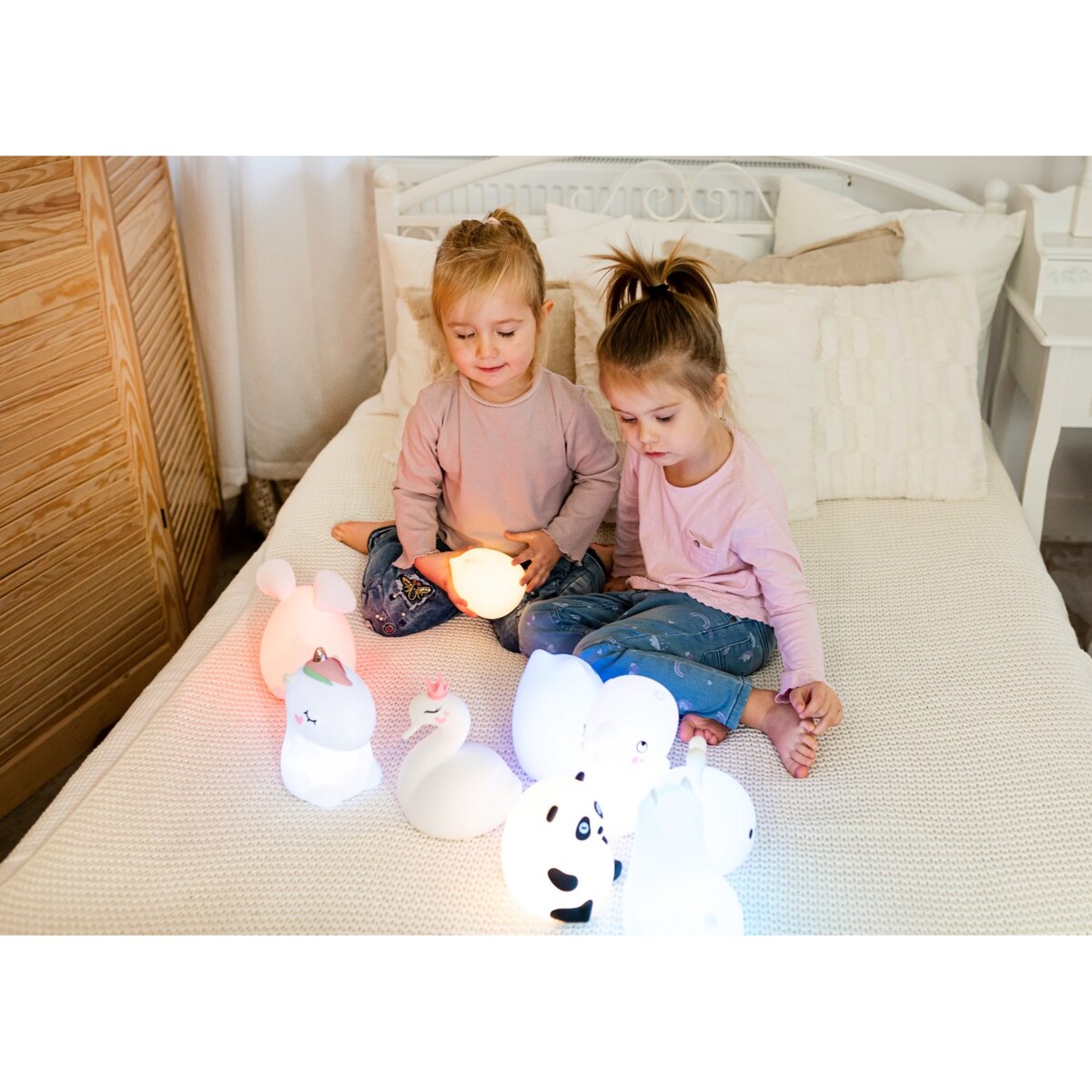 InnoGIO GIOdino silikonowa lampka LED dotykowa dla dzieci, 8 kolorów ładowana