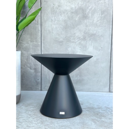 ALUMINIOWY STOLIK MATTEO W KOLORZE SZARYM